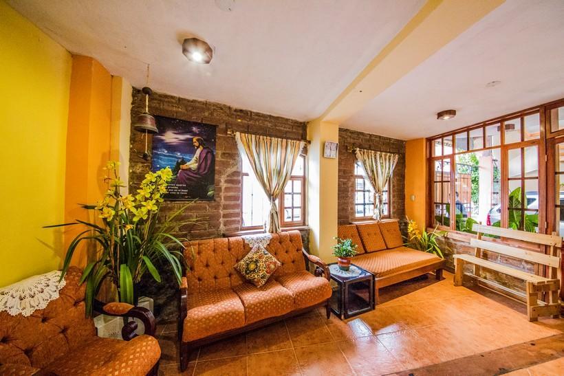 Hotel Donde Ivan Баньос Экстерьер фото